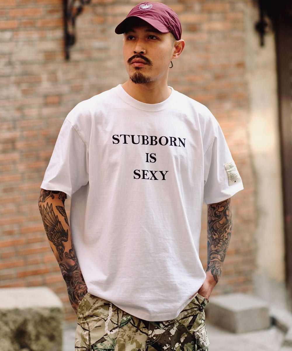 印花上衣 Stubborn Is Sexy Tee