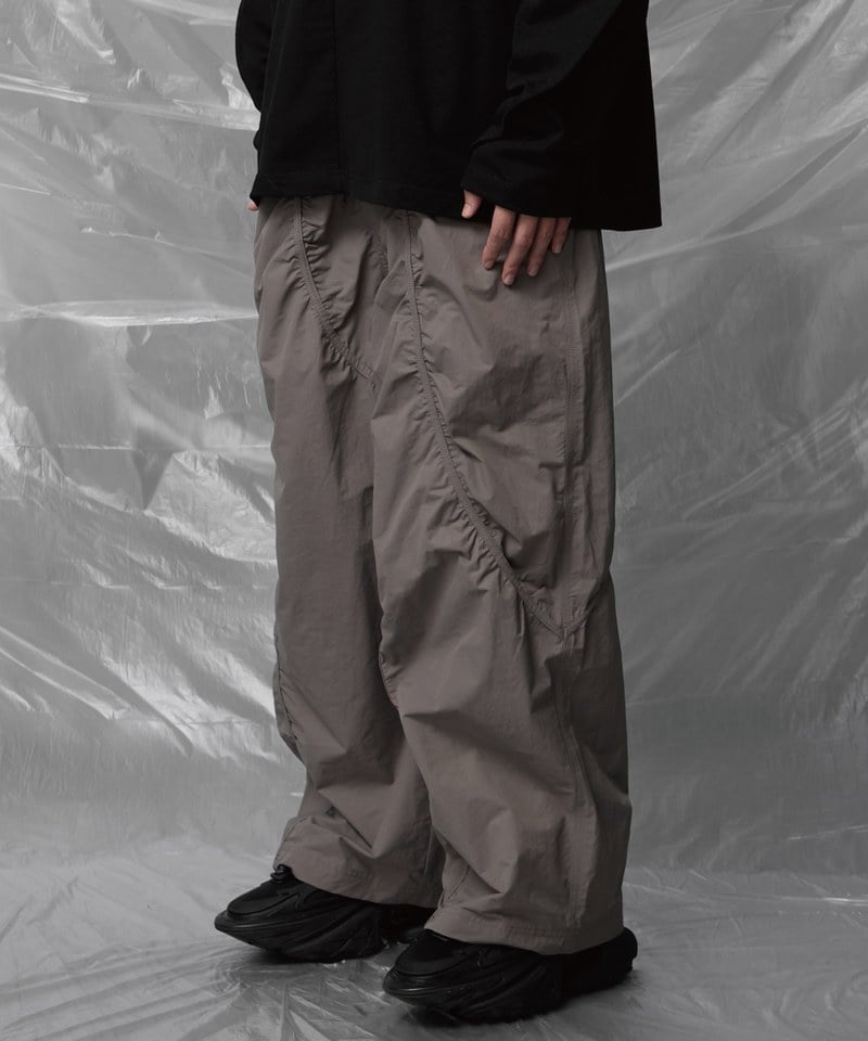 抓皺線條剪裁長褲 Pleats Pants