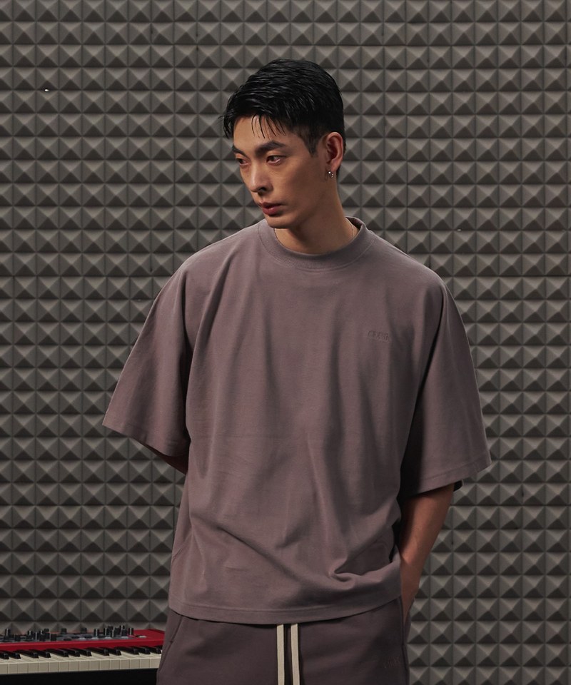 高領短袖 High Collar Tee