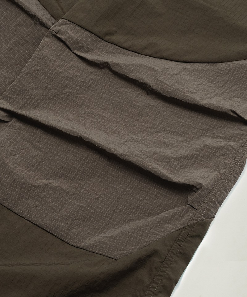 寬鬆尼龍長褲 MOUNT PANTS