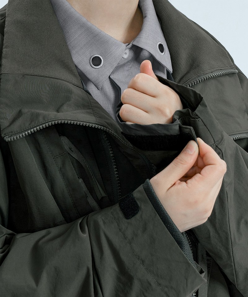 MSN1115-242 立領外套 Geometric Cutting Hi-Collar Jacket