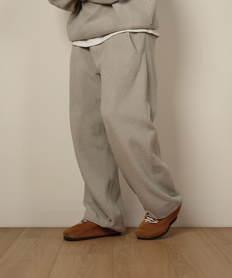 搖粒絨寬版長褲 FLEECE SWEATPANTS