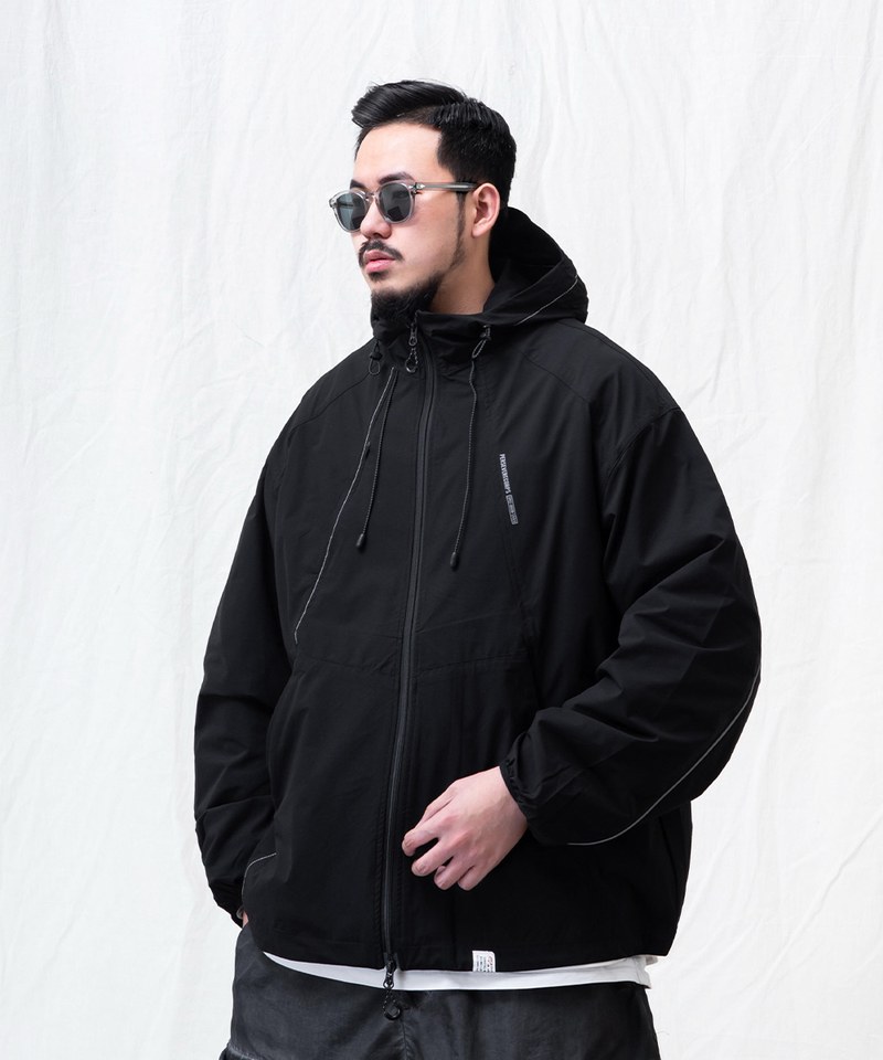 四季多機能連帽外套 MULTI-SEASON FUNCTIONAL JACKET