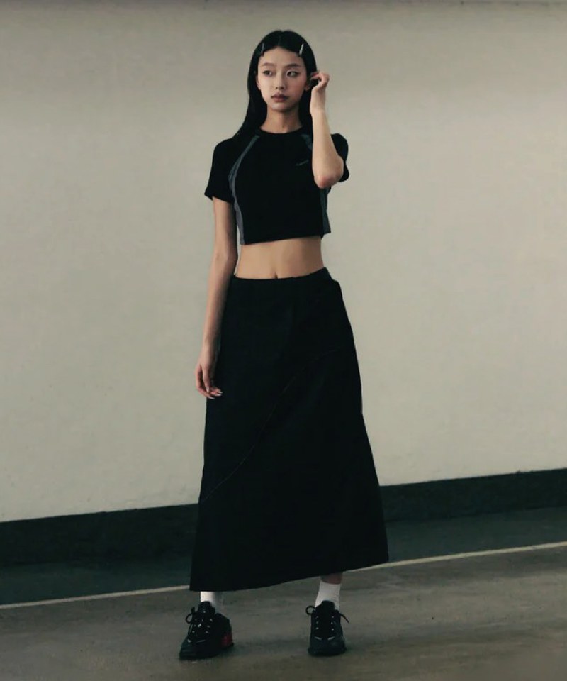 SNS0007W-241 拼接短袖上衣 Patch Cropped Top