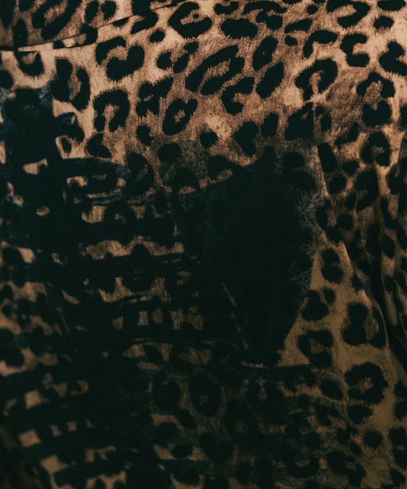 SNS0218-241 豹紋開領襯衫 Leopard＆Bone Overprint Collar Shirt