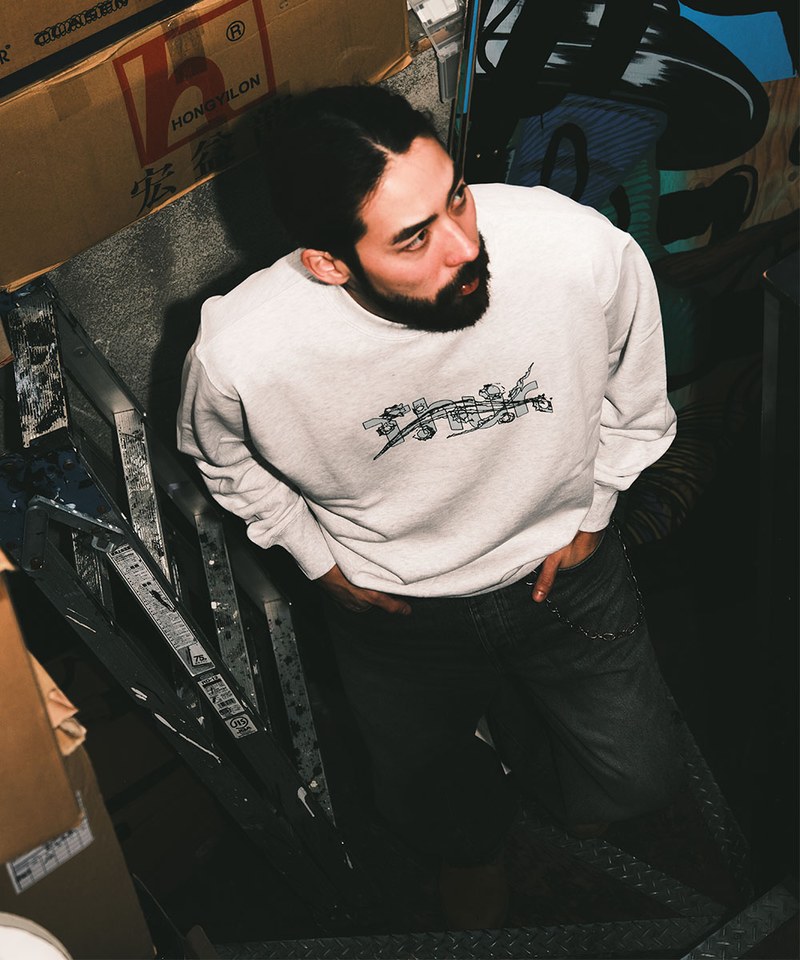 THUR0107-242 Logo衛衣 Logo gun Crewneck