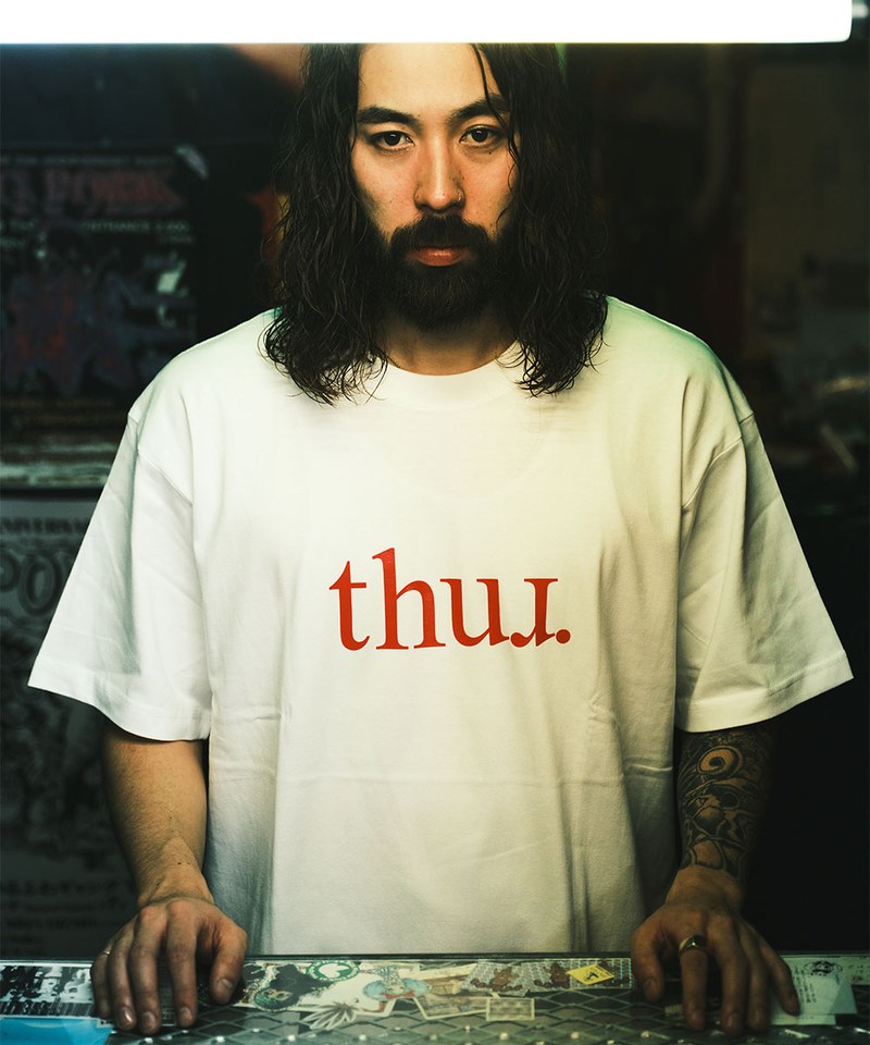 THUR0110-242 短袖圖Tee thur. Logo Tee