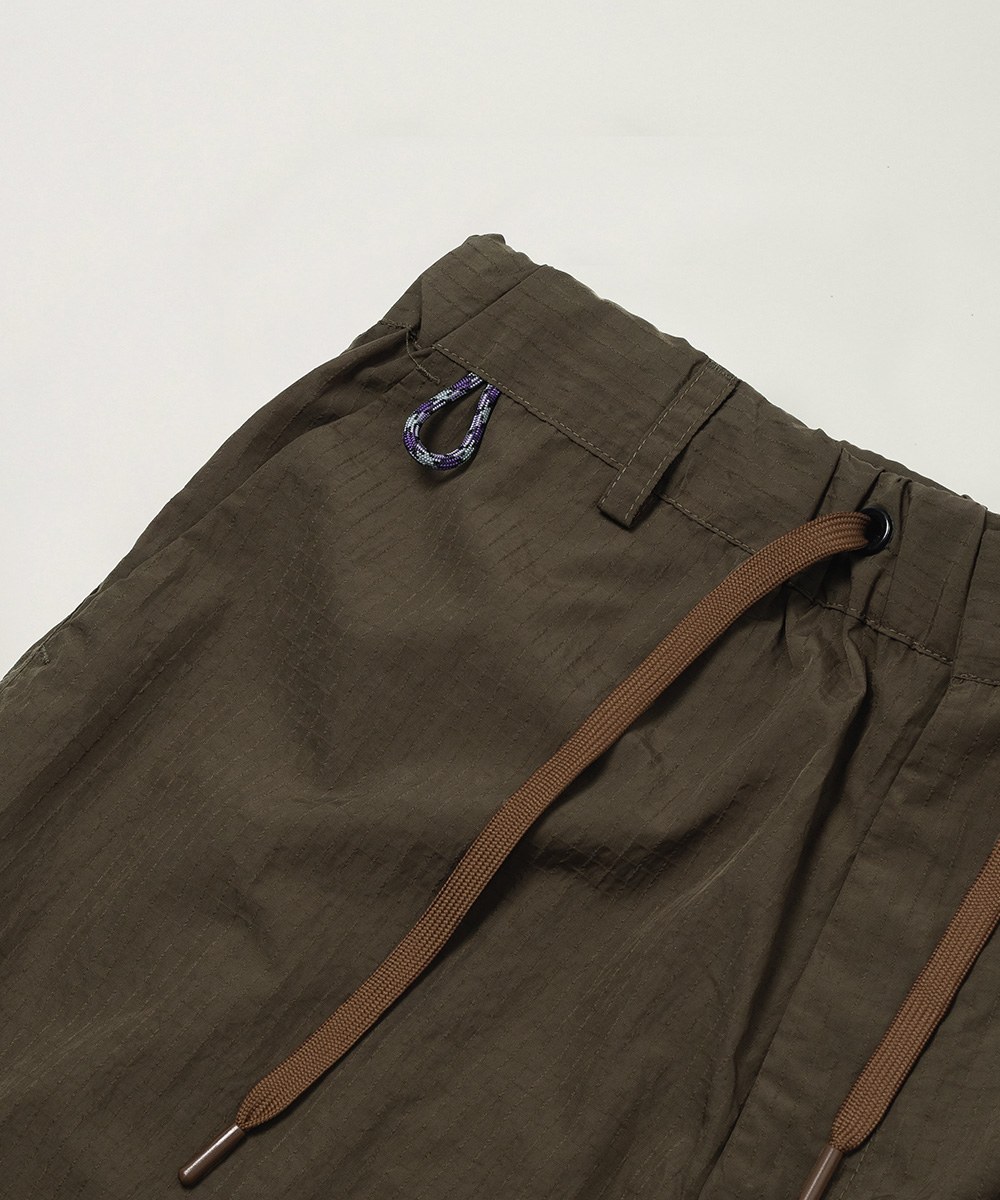 寬鬆尼龍長褲 MOUNT PANTS