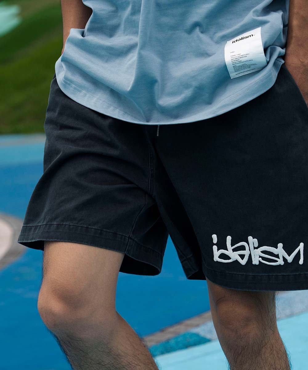 洗水膝上褲 Washed Logo Shorts