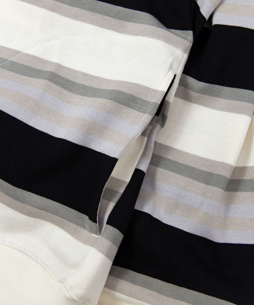 橫紋休閒翻領衫 Striped POLO