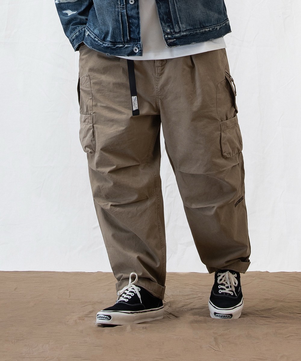 口袋水洗長褲 UNIQUE POCKET DESIGN TAPERED PANTS