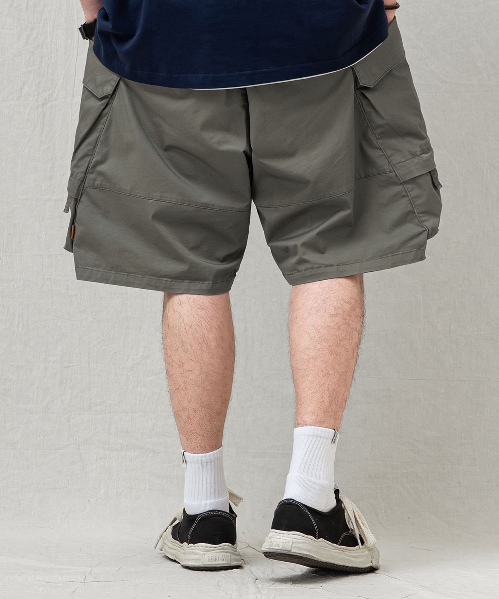 立體口袋軍短褲 WASHED MULTI-POCKET CARGO SHORTS