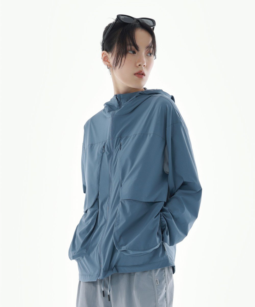 連帽外套 Paneled Lightweight Jacket