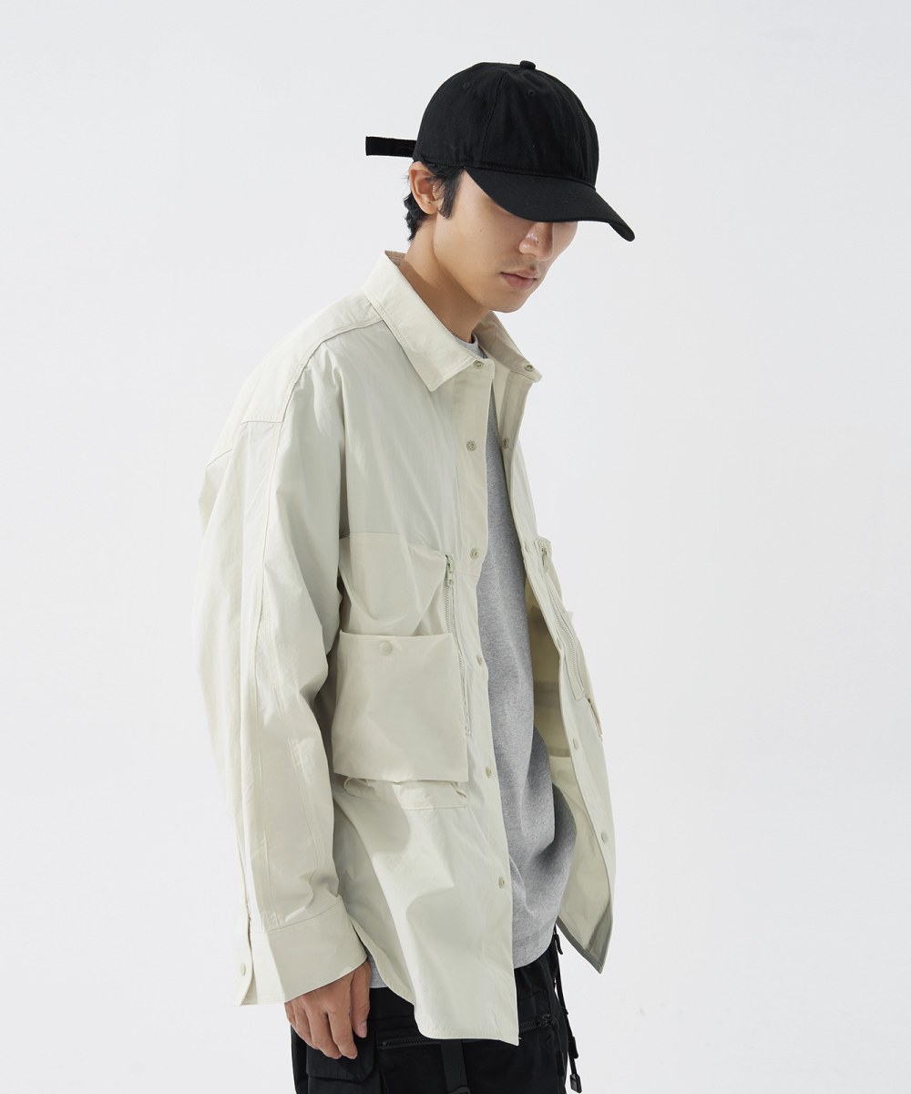 四口袋弧形下擺襯衫 Four Pockets Rounded Seam Shirt