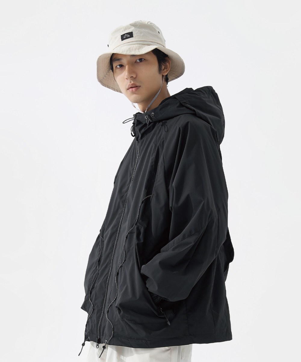 三口袋背包夾克外套 Three Pockets Backpack Jacket