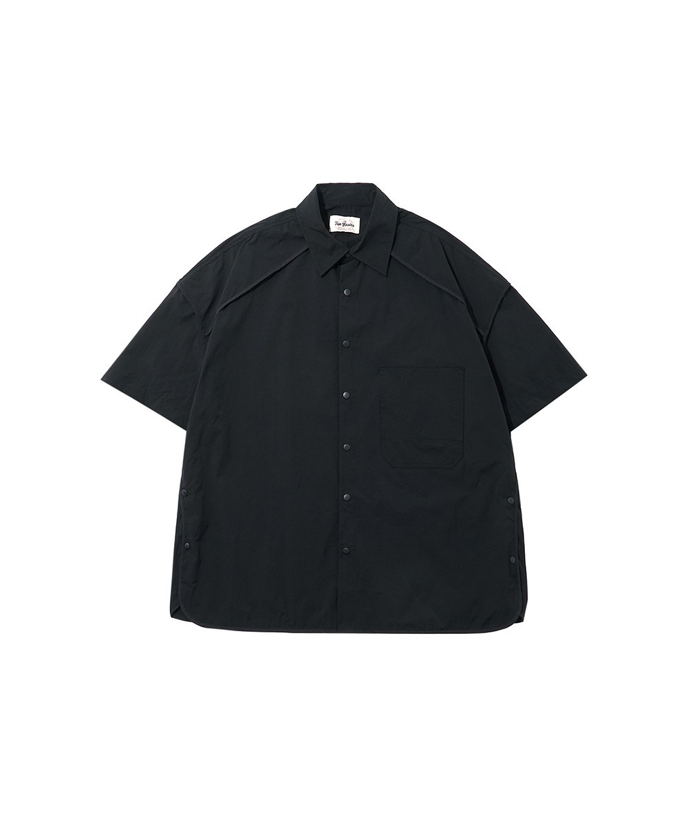 側面按扣開叉襯衫 Buttoned Side Slit Shirt